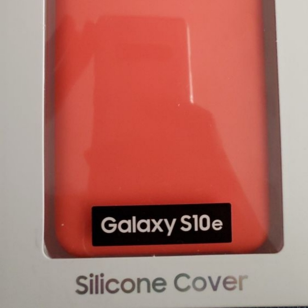 Samsung Galaxy S10e Silicone Case